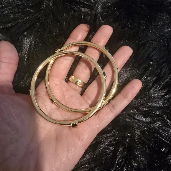 Chic Gold Bangle Bracelet Duo - Picture 6 of 12